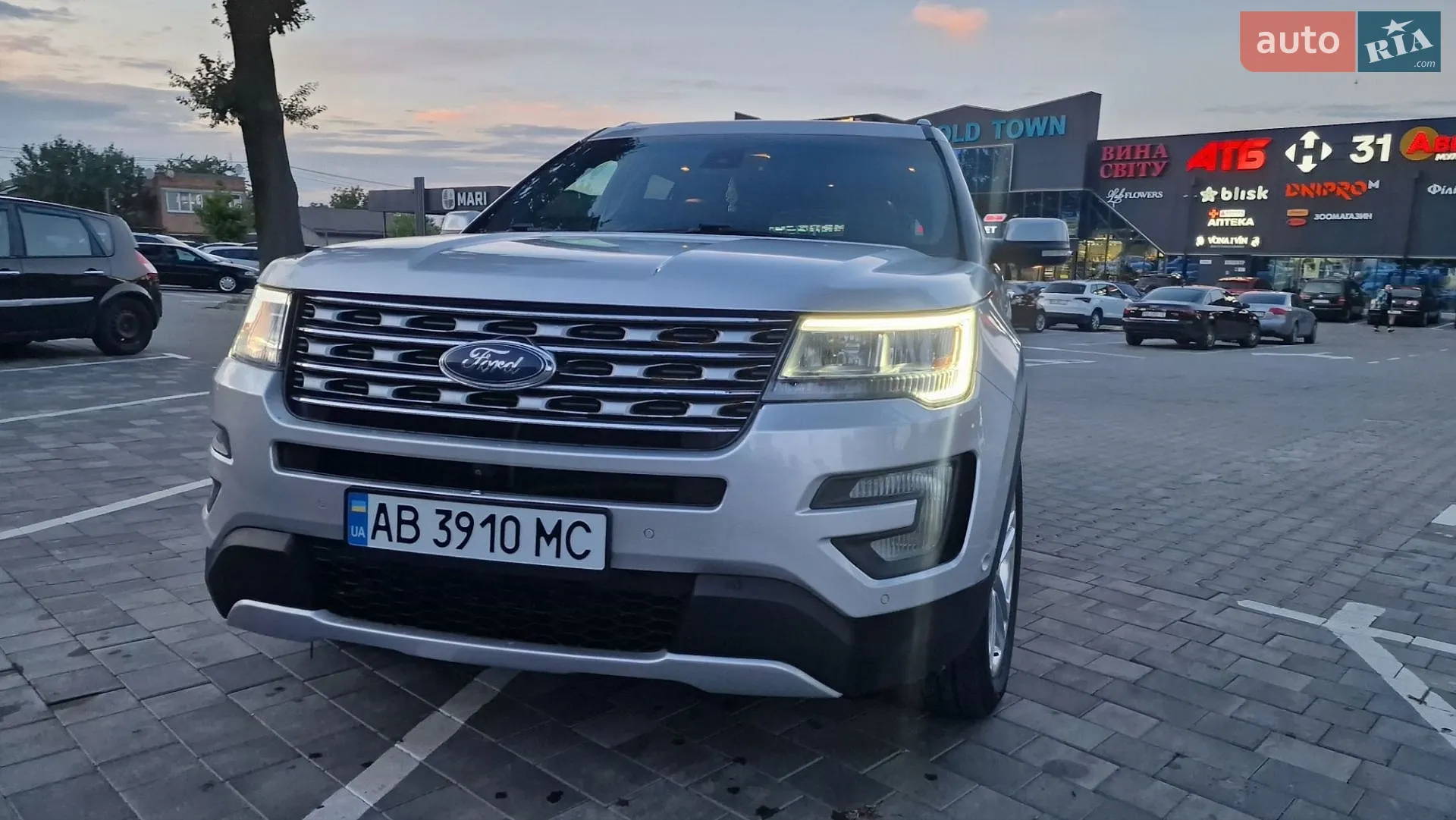 2016 Ford Explorer - мініатюра 27