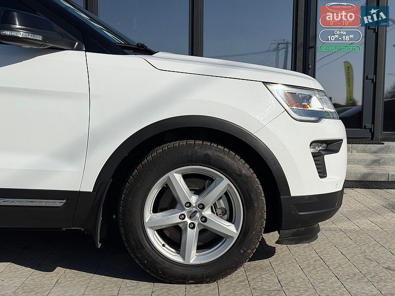 Внедорожник / Кроссовер Ford Explorer 2017 в Львове