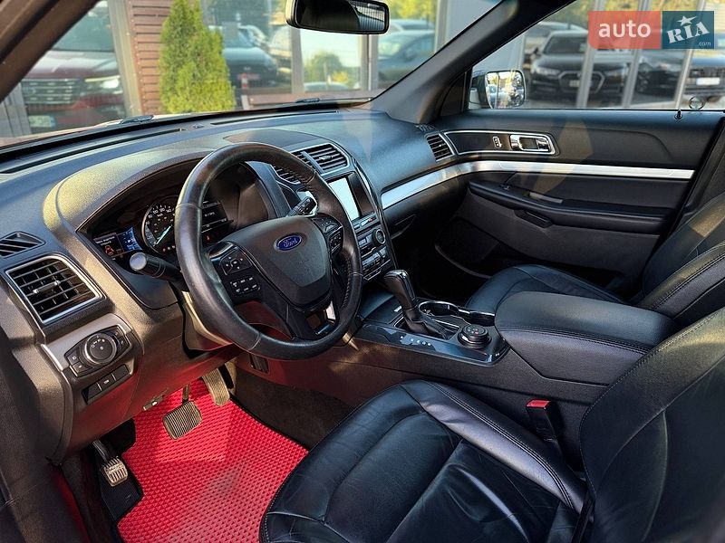 Внедорожник / Кроссовер Ford Explorer 2015 в Львове