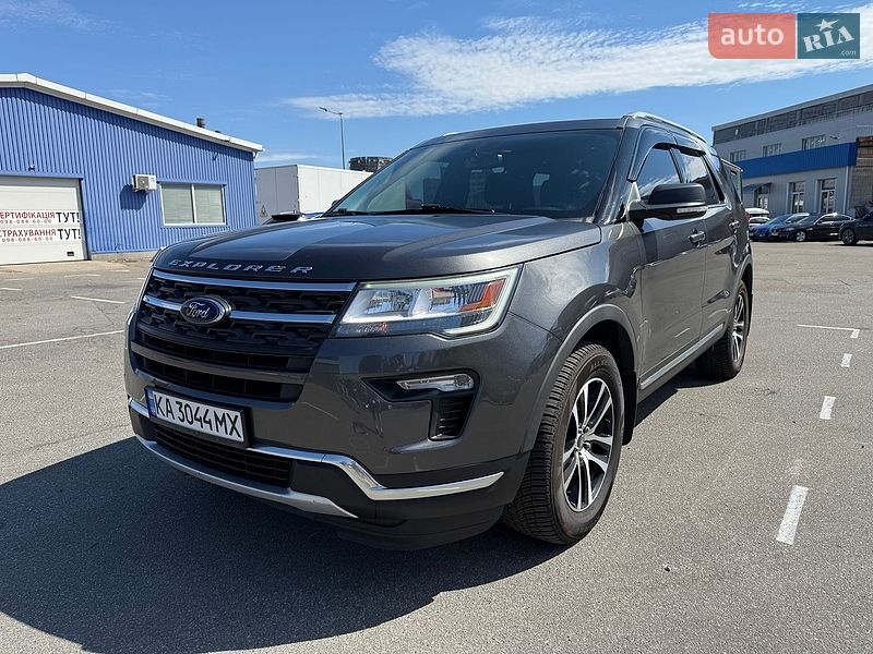 Позашляховик / Кросовер Ford Explorer 2018 в Києві