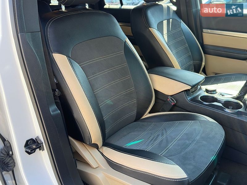 Позашляховик / Кросовер Ford Explorer 2016 в Одесі