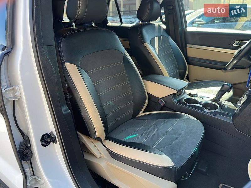 Позашляховик / Кросовер Ford Explorer 2016 в Одесі