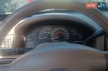 Внедорожник / Кроссовер Ford Explorer 2002 в Хмельницком