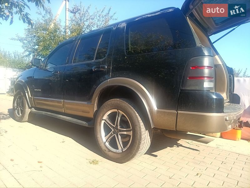 Внедорожник / Кроссовер Ford Explorer 2002 в Хмельницком