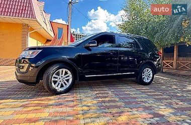 Позашляховик / Кросовер Ford Explorer 2015 в Києві
