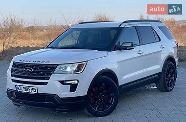 Внедорожник / Кроссовер Ford Explorer 2018 в Ровно Внедорожник / Кроссовер Ford Explorer 2018 в Ровно