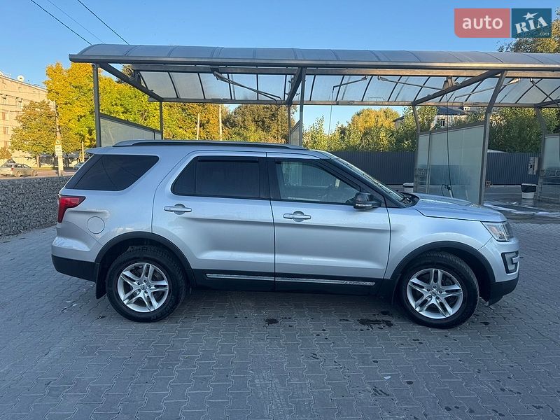 Внедорожник / Кроссовер Ford Explorer 2015 в Житомире