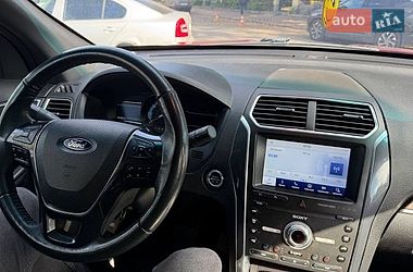 Позашляховик / Кросовер Ford Explorer 2019 в Фастові