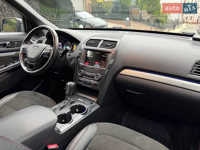 Внедорожник / Кроссовер Ford Explorer 2017 в Киеве