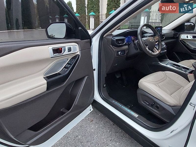 Позашляховик / Кросовер Ford Explorer 2020 в Дубні