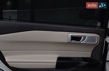 Позашляховик / Кросовер Ford Explorer 2020 в Дубні