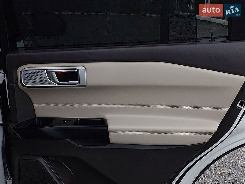 Позашляховик / Кросовер Ford Explorer 2020 в Дубні