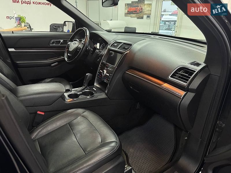 Внедорожник / Кроссовер Ford Explorer 2017 в Киеве