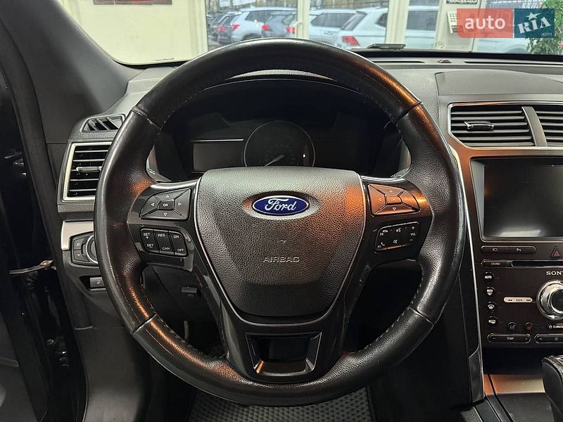 Внедорожник / Кроссовер Ford Explorer 2017 в Киеве