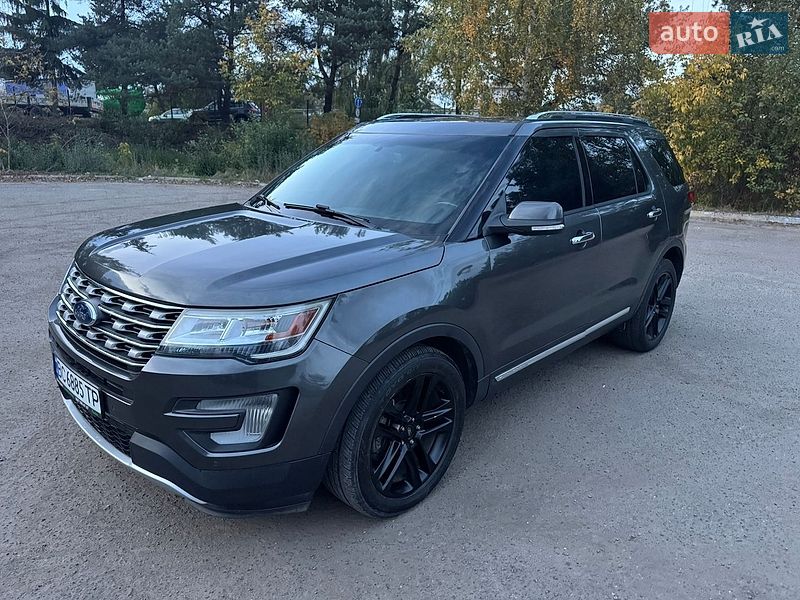 Позашляховик / Кросовер Ford Explorer 2017 в Львові
