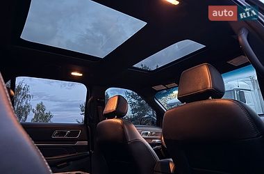 Позашляховик / Кросовер Ford Explorer 2017 в Львові