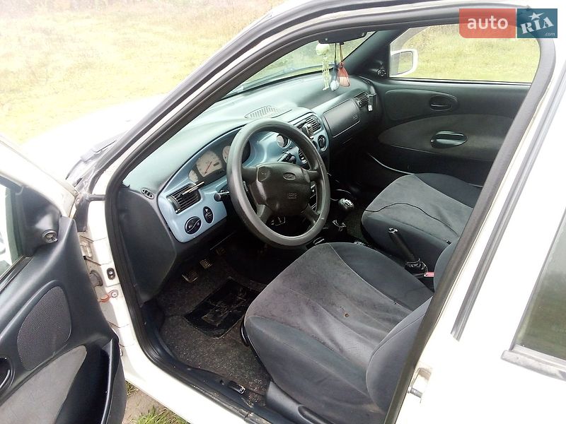 Внедорожник / Кроссовер Ford Explorer 1997 в Млинове