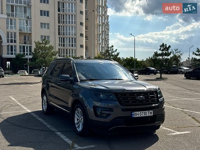 Внедорожник / Кроссовер Ford Explorer 2016 в Одессе