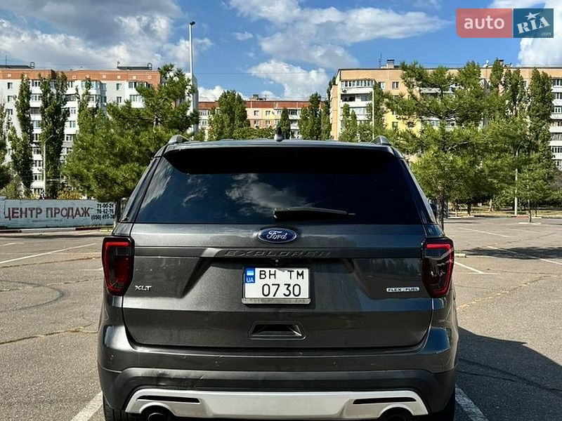 Внедорожник / Кроссовер Ford Explorer 2016 в Одессе