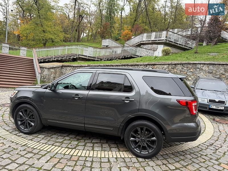 Внедорожник / Кроссовер Ford Explorer 2017 в Киеве