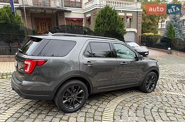 Внедорожник / Кроссовер Ford Explorer 2017 в Киеве
