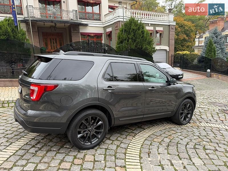 Внедорожник / Кроссовер Ford Explorer 2017 в Киеве