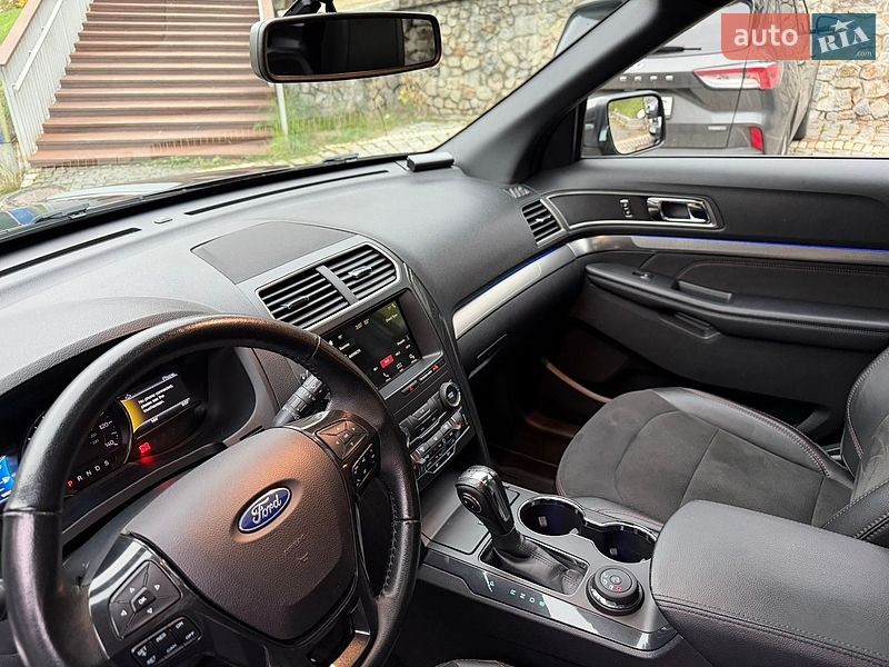 Внедорожник / Кроссовер Ford Explorer 2017 в Киеве