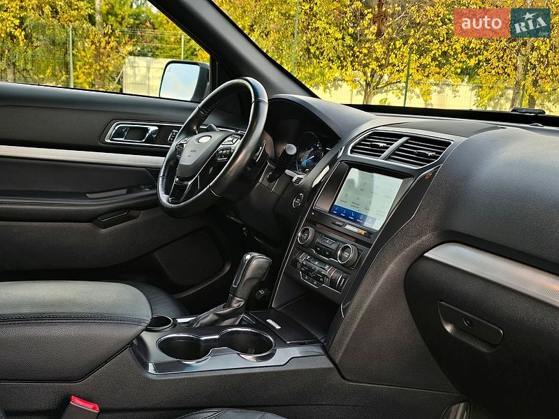 Позашляховик / Кросовер Ford Explorer 2017 в Хмельницькому