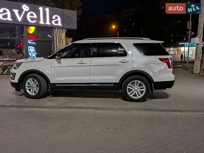 Ford Explorer