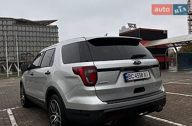 Позашляховик / Кросовер Ford Explorer 2019 в Львові