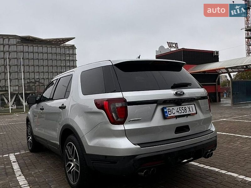 Позашляховик / Кросовер Ford Explorer 2019 в Львові