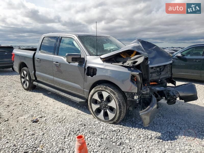 Пикап Ford F-150 Lightning 2022 в Черновцах