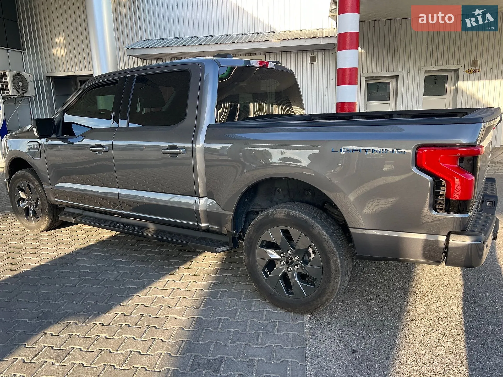 2023 Ford F-150 - мініатюра 8