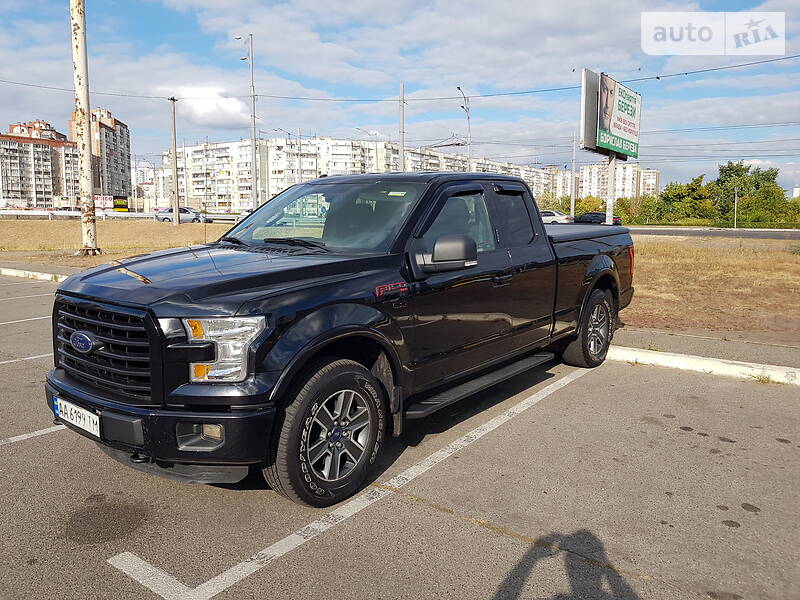 Пікап Ford F-150 2016 в 