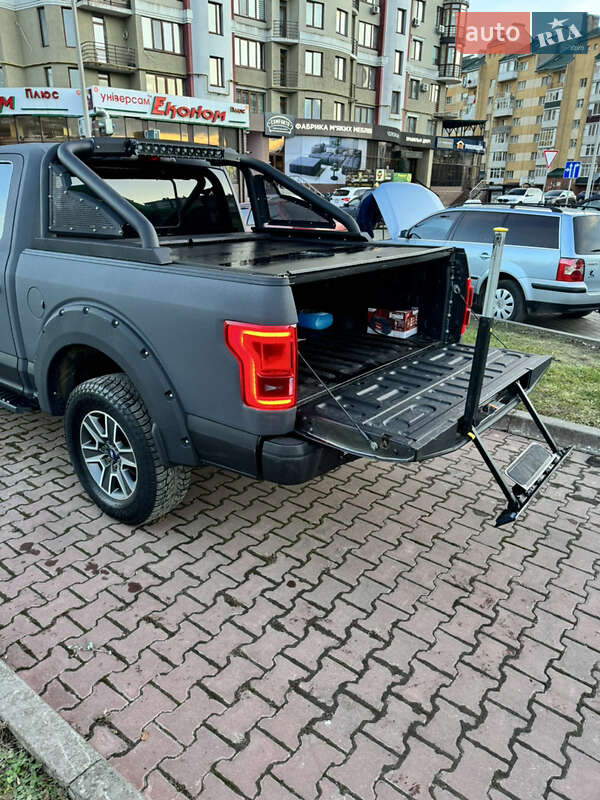 Пикап Ford F-150 2015 в Ивано-Франковске