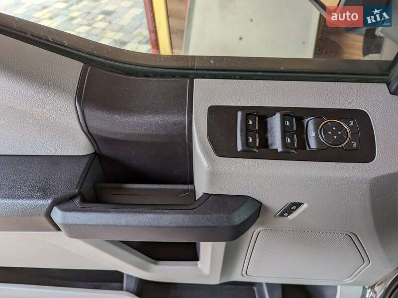 Пикап Ford F-150 2017 в Ивано-Франковске