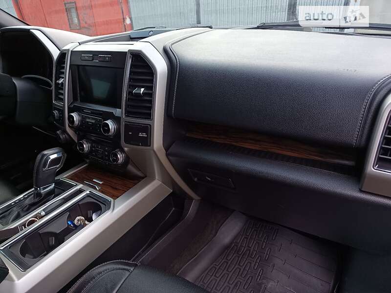 Пікап Ford F-150 2017 в Тячеві