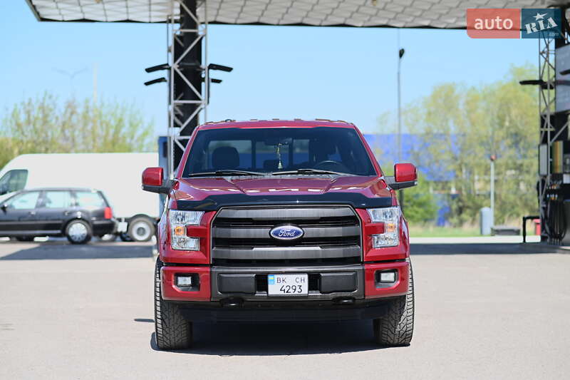 Пикап Ford F-150 2015 в Дубно