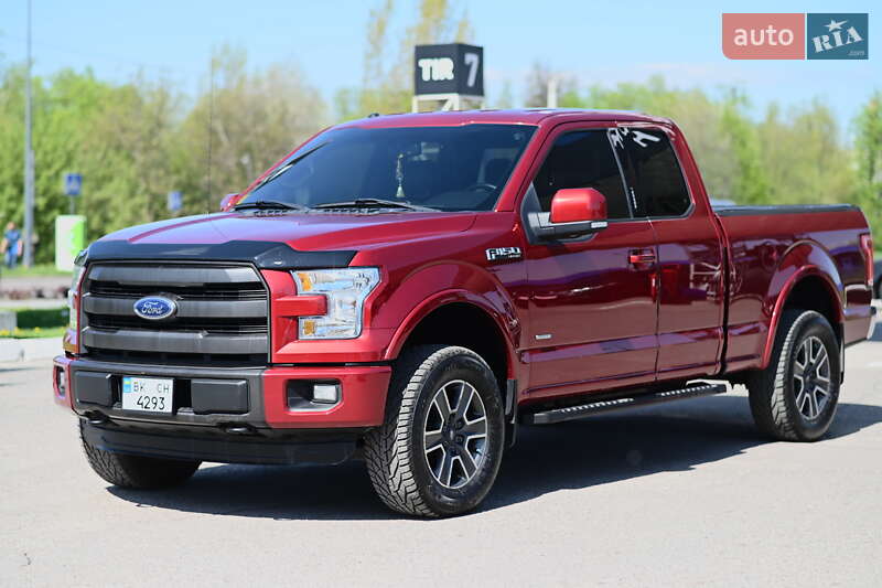 Пикап Ford F-150 2015 в Дубно