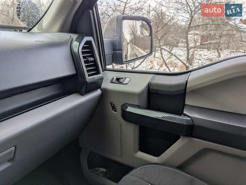 Пикап Ford F-150 2017 в Ивано-Франковске
