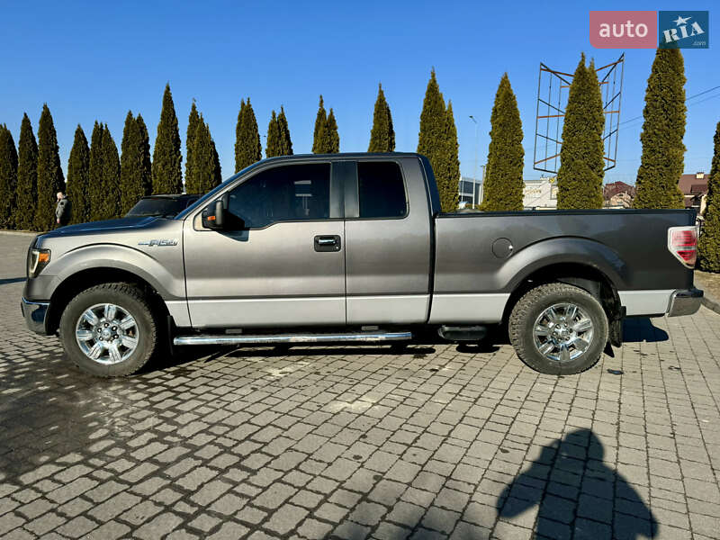 Пикап Ford F-150 2012 в Львове