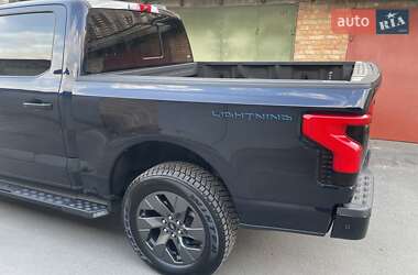 Пикап Ford F-150 2022 в 