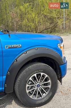 Пикап Ford F-150 2020 в 