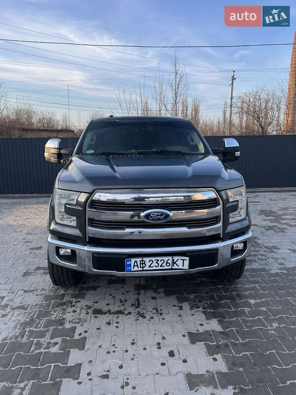 Пикап Ford F-150 2015 в Баре
