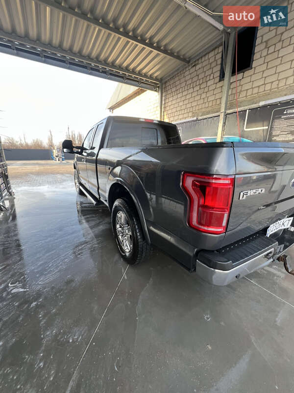Пикап Ford F-150 2015 в Баре