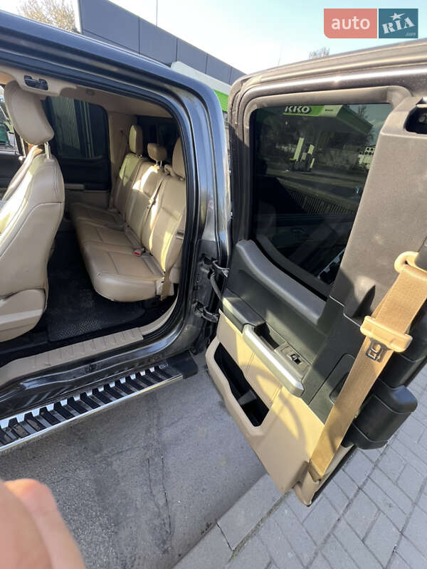Пикап Ford F-150 2015 в Баре