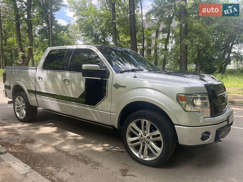 Пикап Ford F-150 2014 в Черновцах