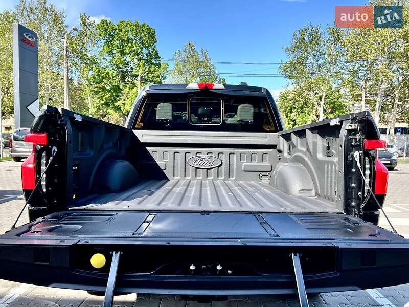 Пикап Ford F-150 2022 в Одессе