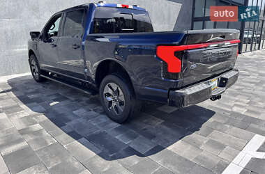 Пикап Ford F-150 2023 в 