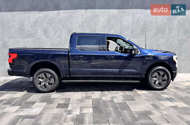 Пикап Ford F-150 2023 в 